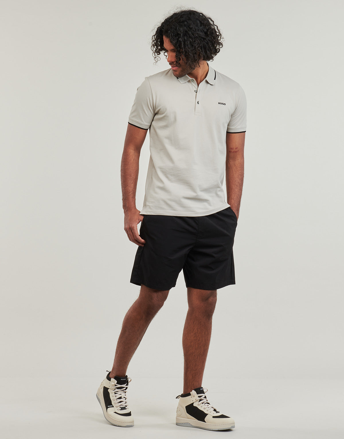 Pantaloni corti Uomo HUGO  Dan242  Nero