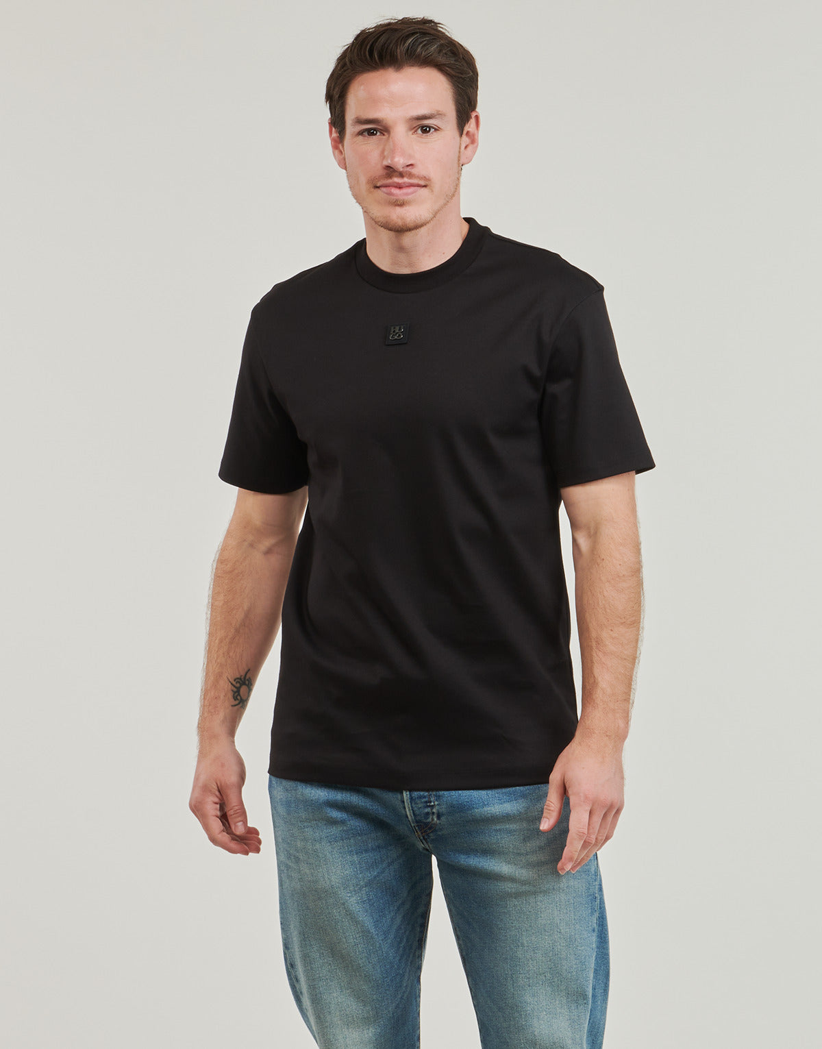 T-shirt Uomo HUGO  Dalile  Nero