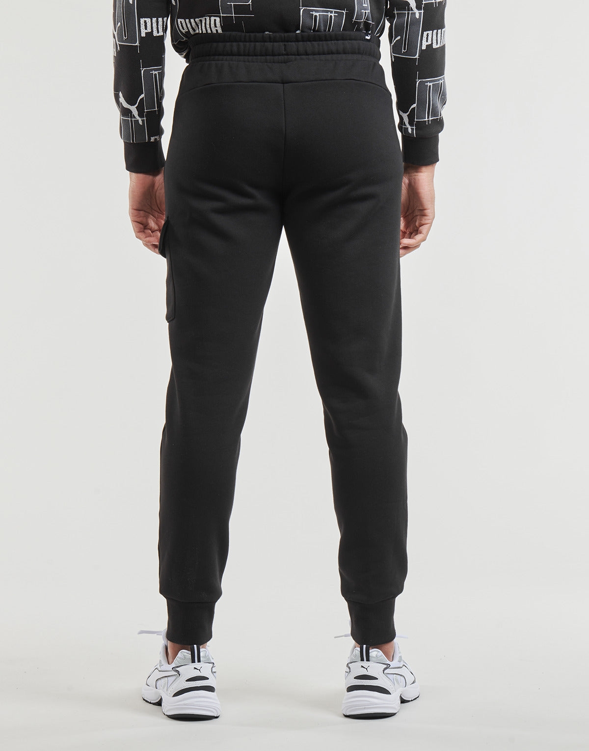 Pantaloni Sportivi Uomo Puma  ESS CARGO  Nero