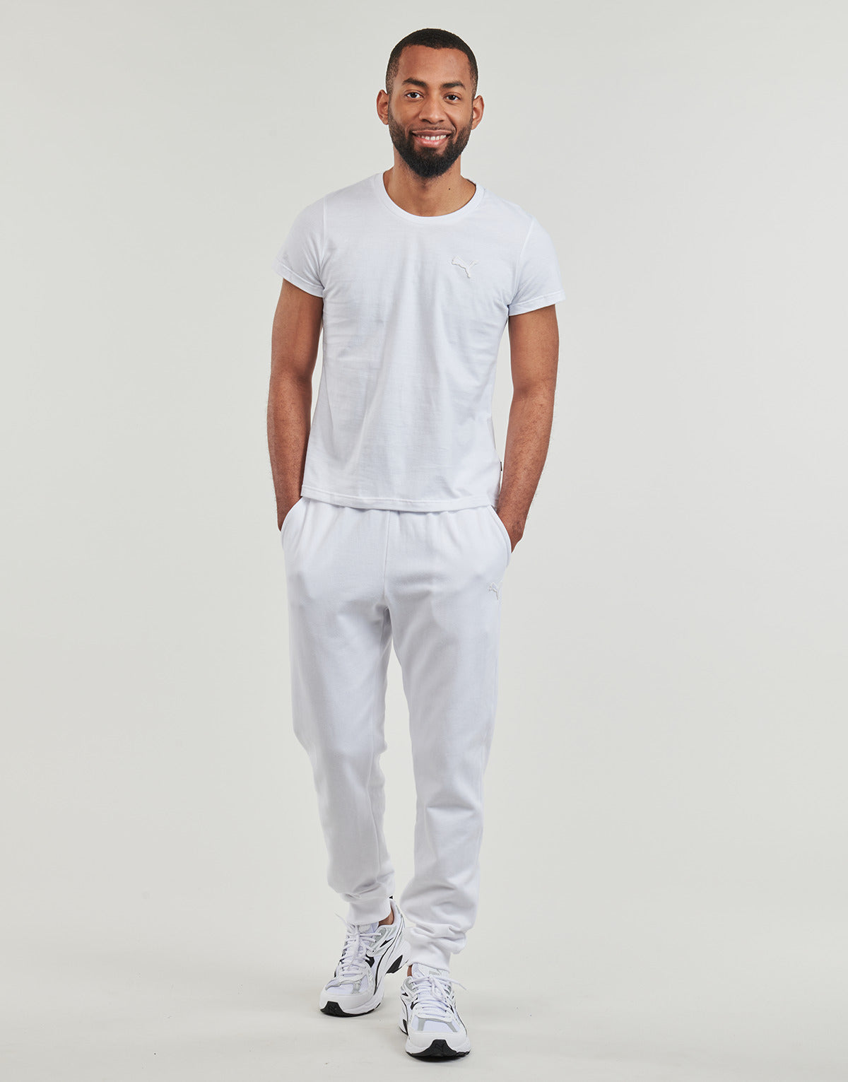 Pantaloni Sportivi Uomo Puma  BETTER ESSENTIALS MIF MADE IN FRANCE  Bianco