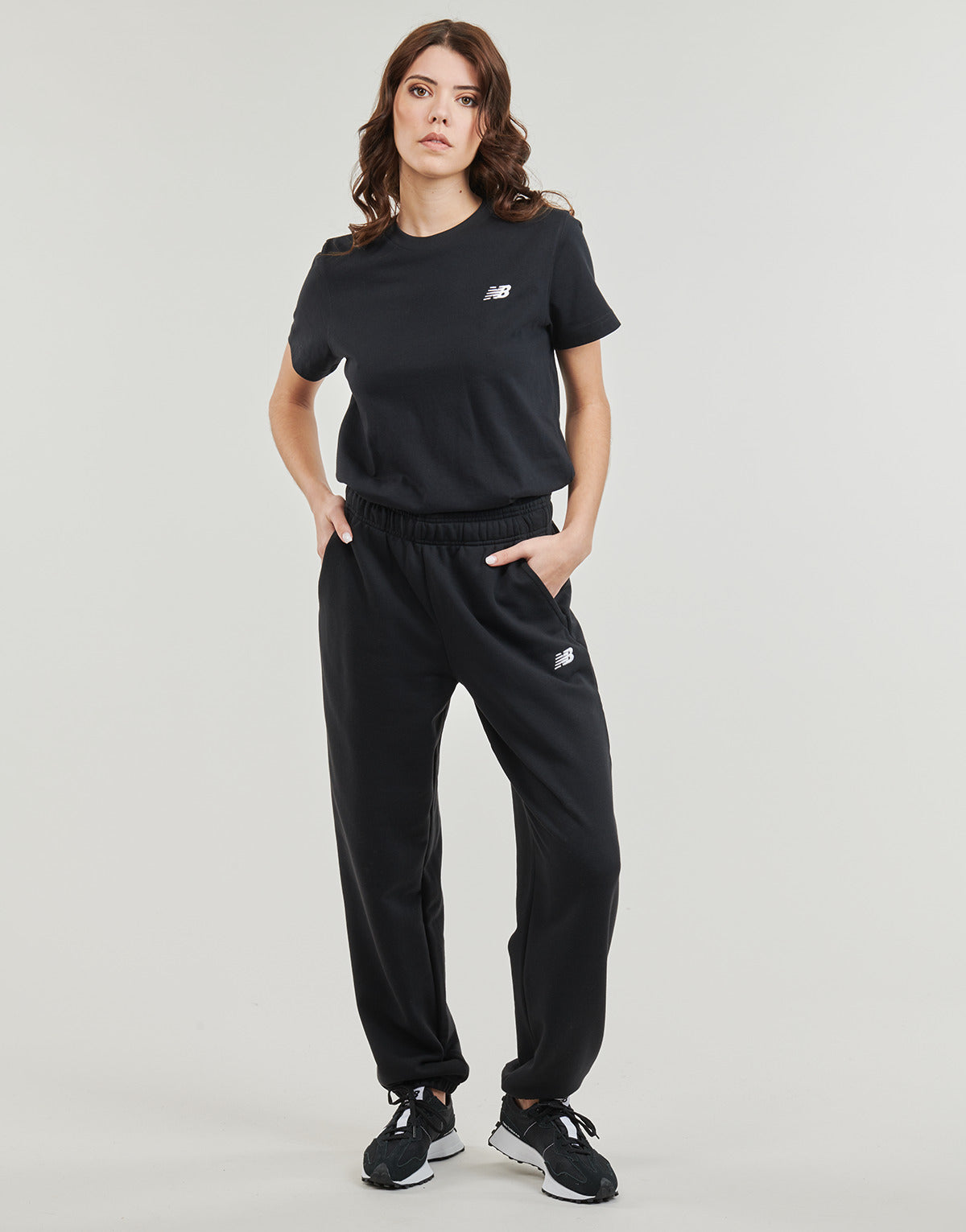 Pantaloni Sportivi Donna New Balance  FRENCH TERRY JOGGER  Nero