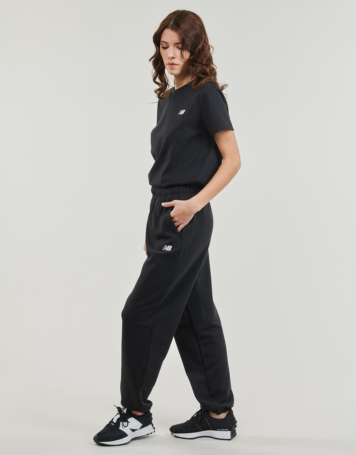 Pantaloni Sportivi Donna New Balance  FRENCH TERRY JOGGER  Nero