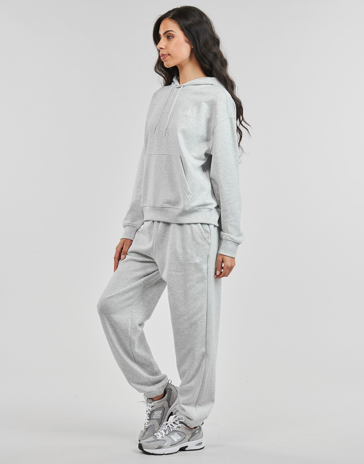 Pantaloni Sportivi Donna New Balance  FRENCH TERRY JOGGER  Grigio