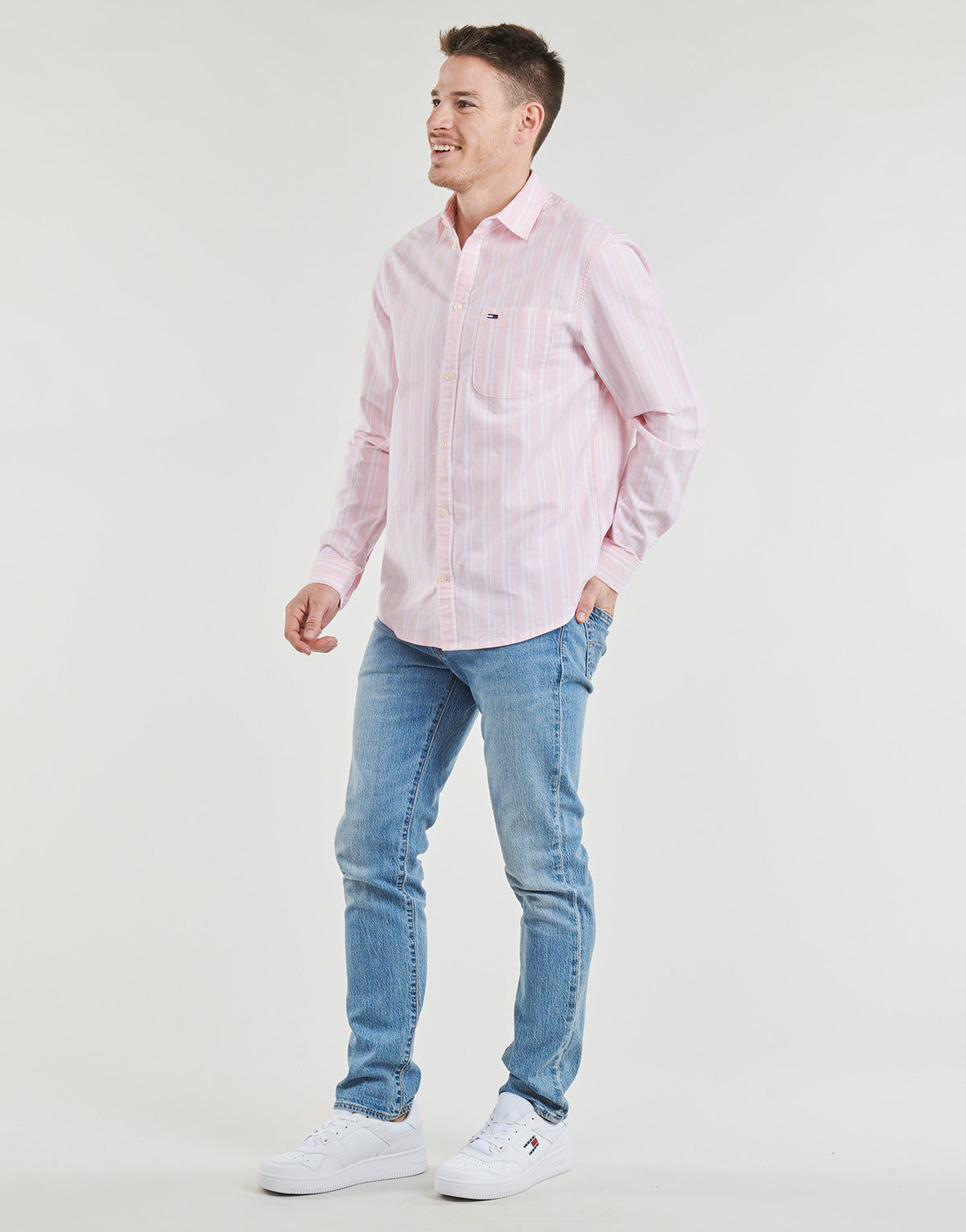 Camicia a maniche lunghe Uomo Tommy Jeans  TJM REG OXFORD STRIPESHIRT  Rosa