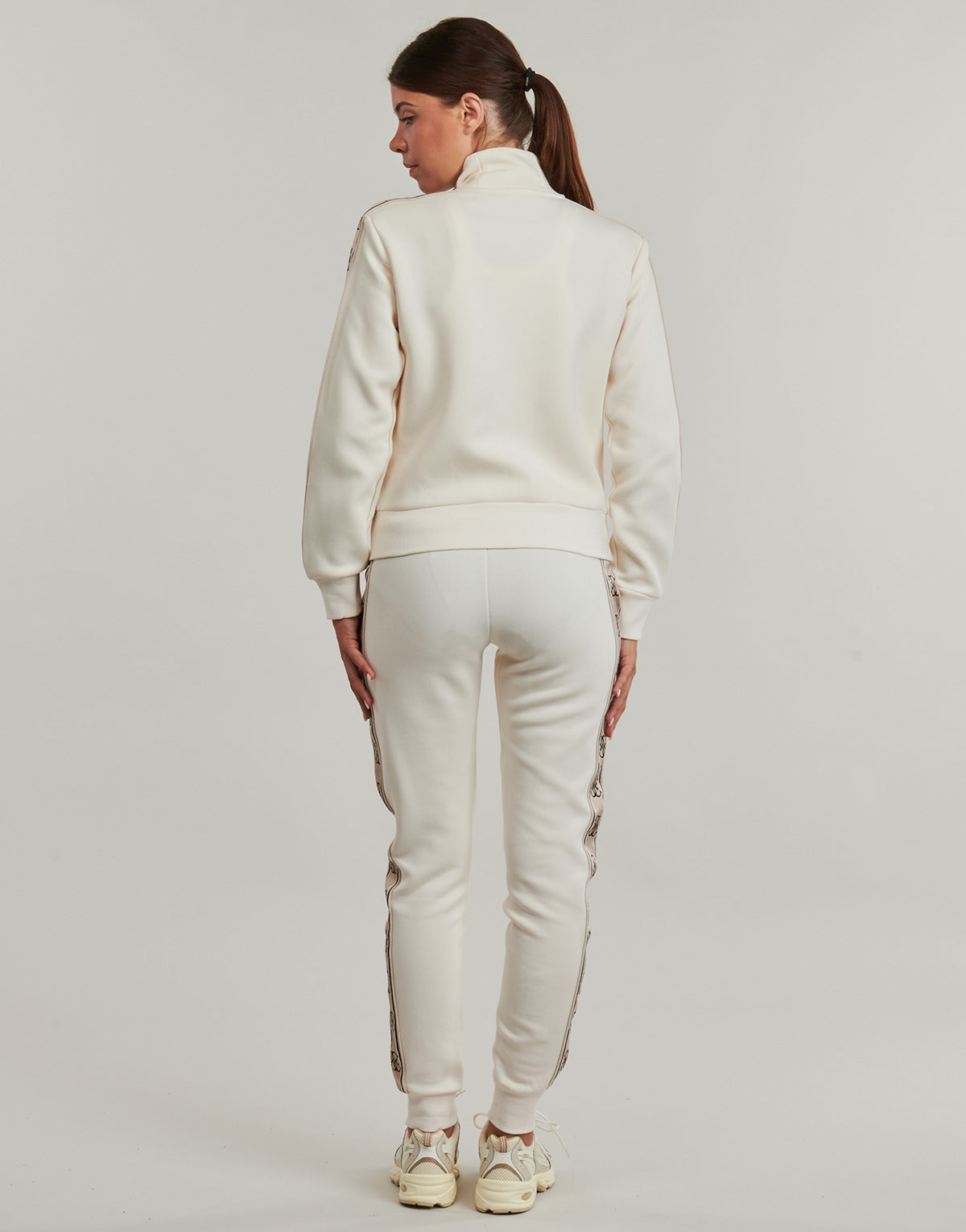 Pantaloni Sportivi Donna Guess BRITNEY Beige