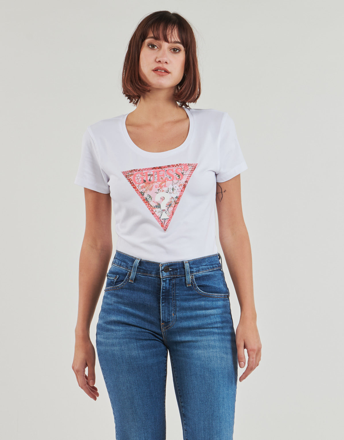 T-shirt Donna Guess  RN SATIN TRIANGLE  Bianco