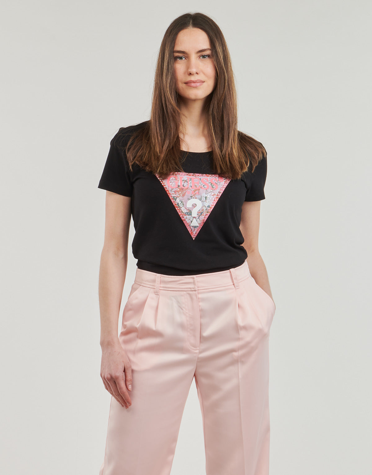 T-shirt Donna Guess  RN SATIN TRIANGLE  Nero