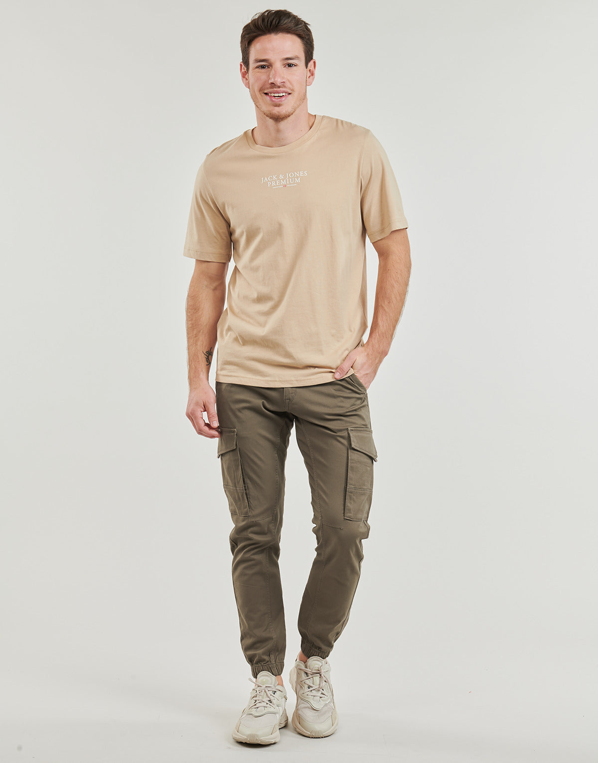 Pantalone Cargo Uomo Jack & Jones  JPSTPAUL JJFLAKE ANA  Marrone