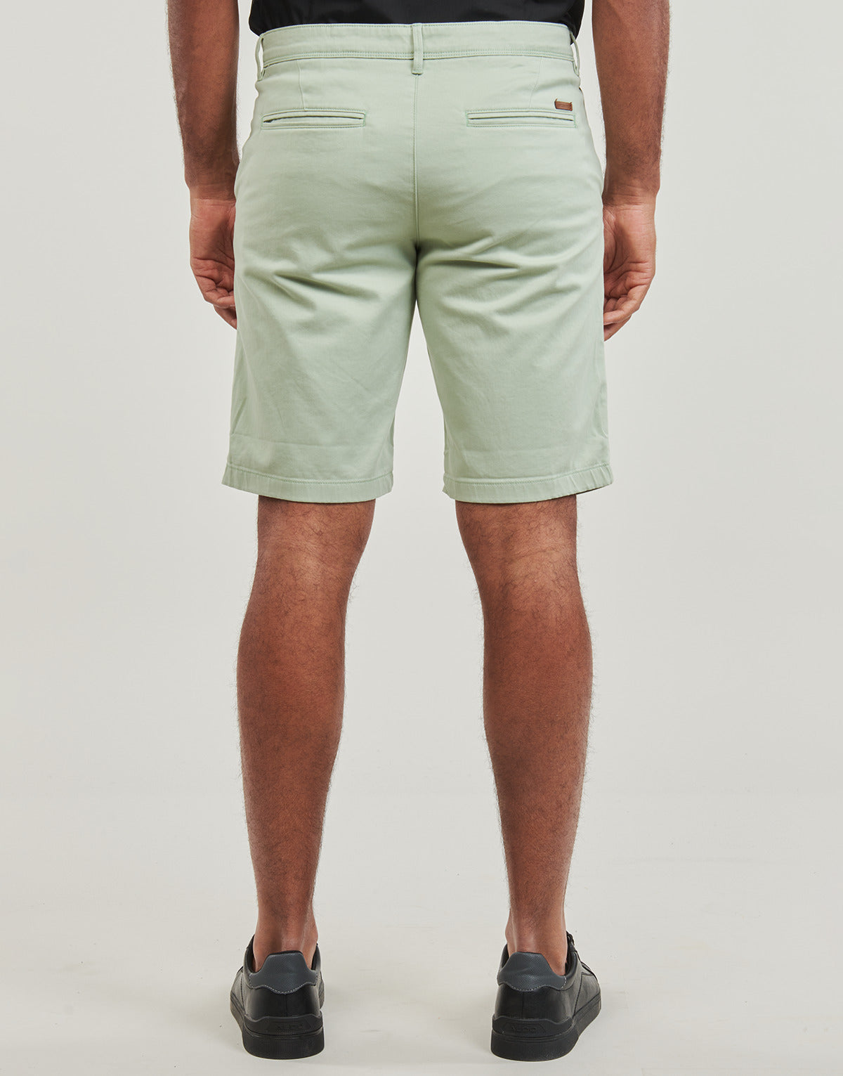 Pantaloni corti Uomo Jack & Jones  JPSTBOWIE JJSHORTS SOLID SN  Verde