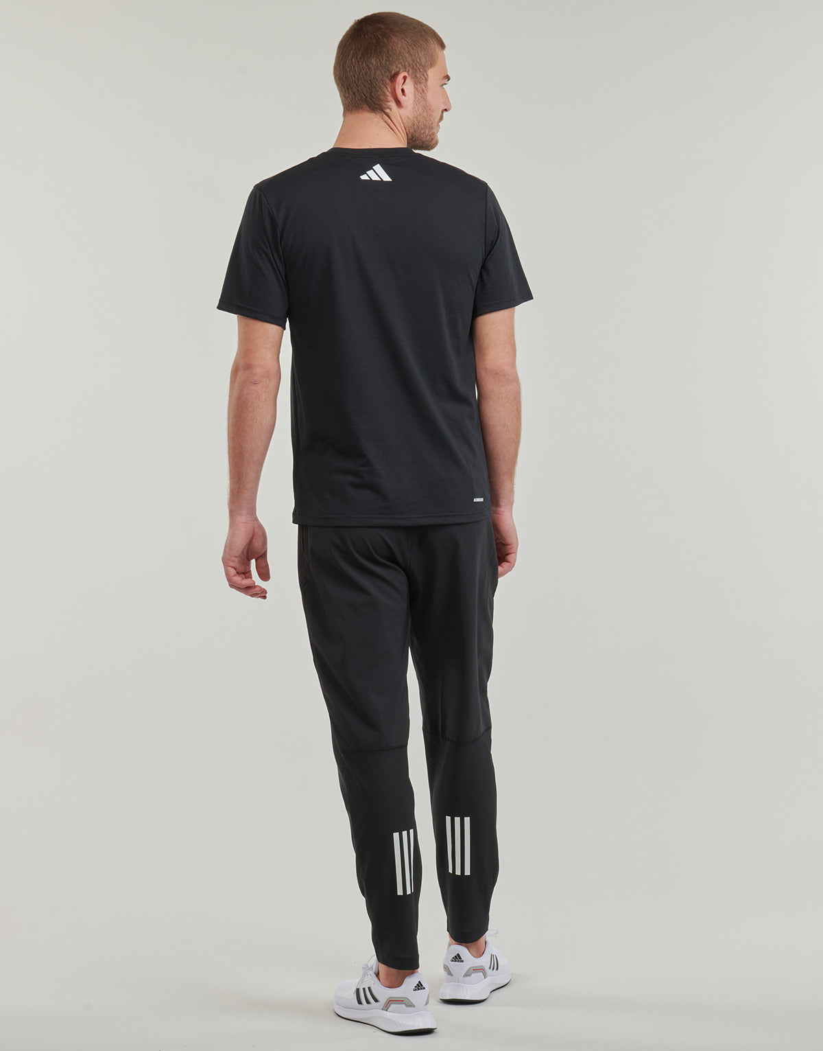 T-shirt Uomo adidas  TR-ESSEA BL T  Nero