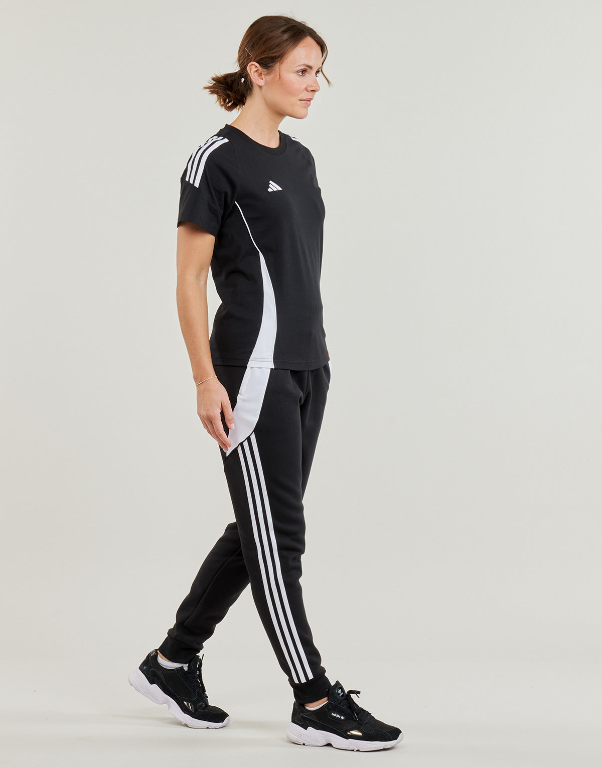 T-shirt Donna adidas  TIRO24 SWTEEW  Nero