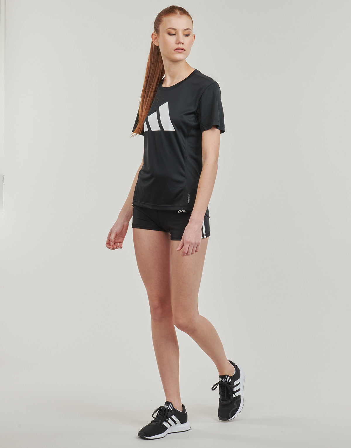 T-shirt Donna adidas  RUN IT TEE  Nero