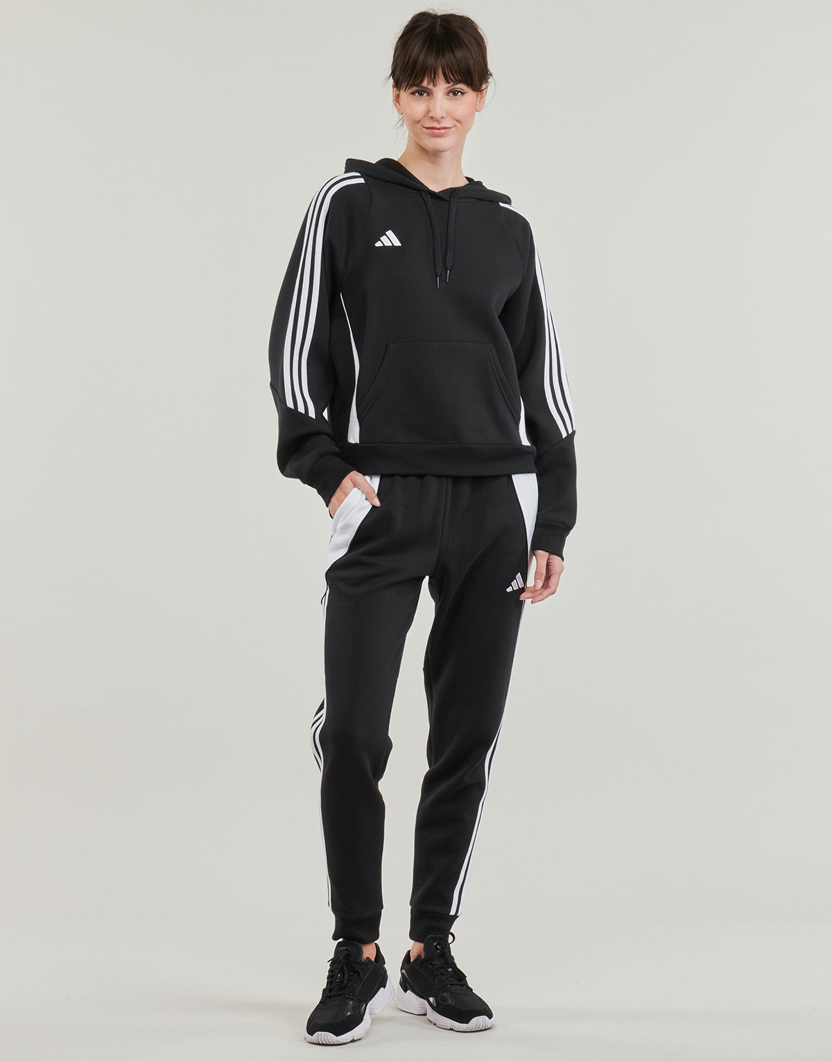 Pantaloni Sportivi Donna adidas  TIRO24 SWPNTW  Nero