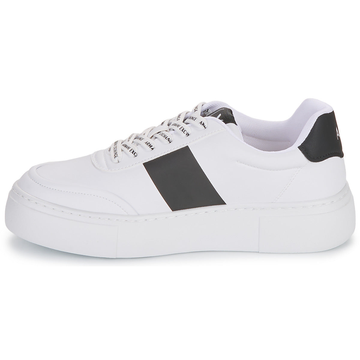 Sneakers basse Donna Armani Exchange  XDX134  Bianco