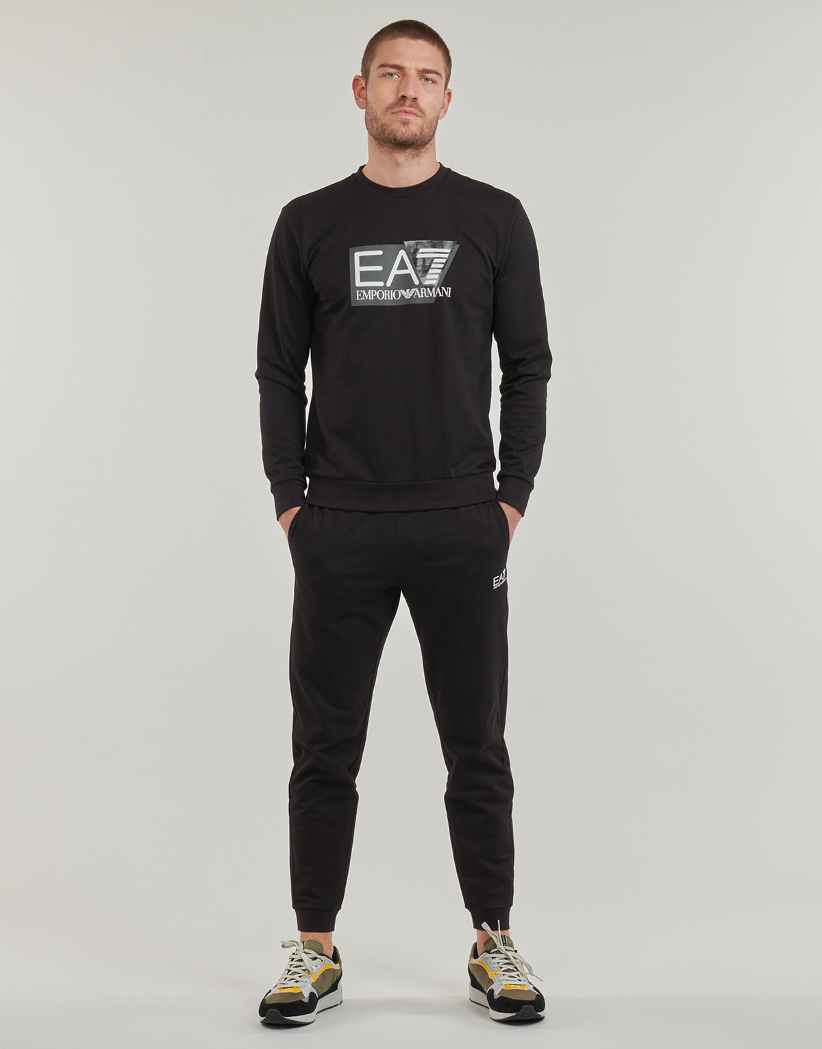 Tuta Uomo Emporio Armani EA7  TRACKSUIT 3DPV51  Nero