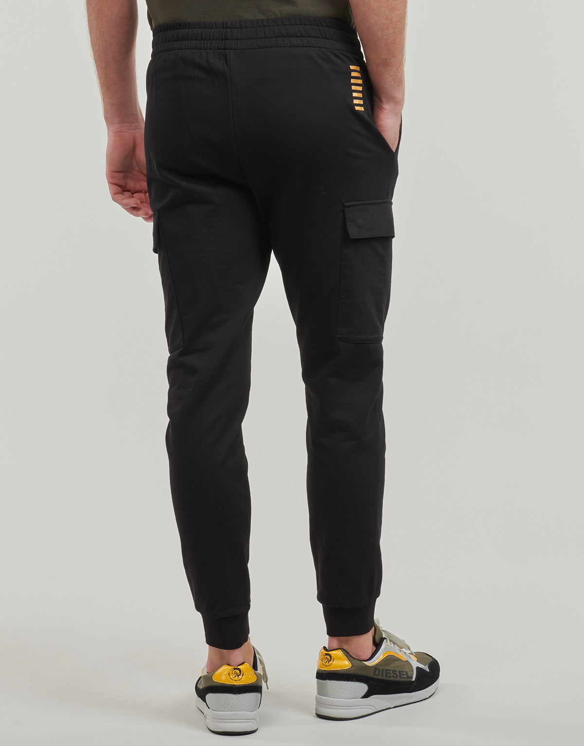 Pantaloni Sportivi Uomo Emporio Armani EA7  CORE IDENTITY PANT 8NPP59  Nero