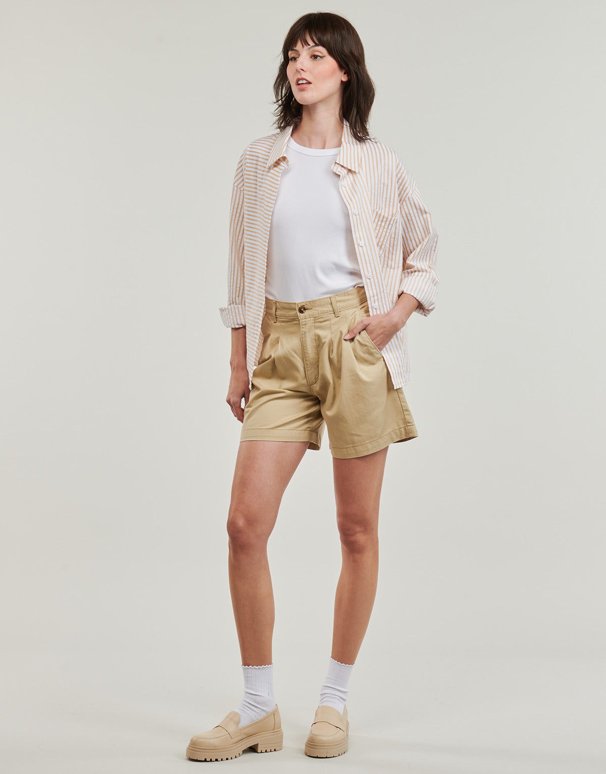 Shorts Donna Levis  PLEATED TROUSER SHORT Lightweight  Beige