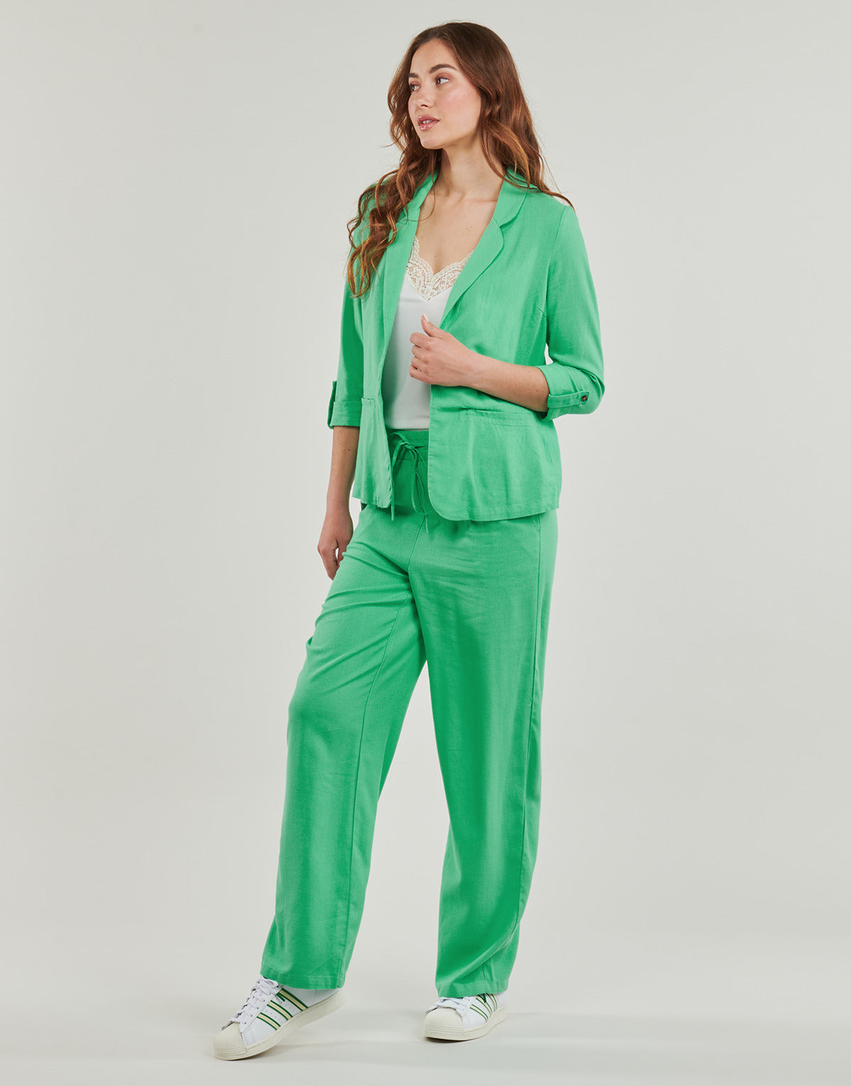 Pantaloni morbidi / Pantaloni alla zuava Donna Vero Moda  VMJESMILO   Verde