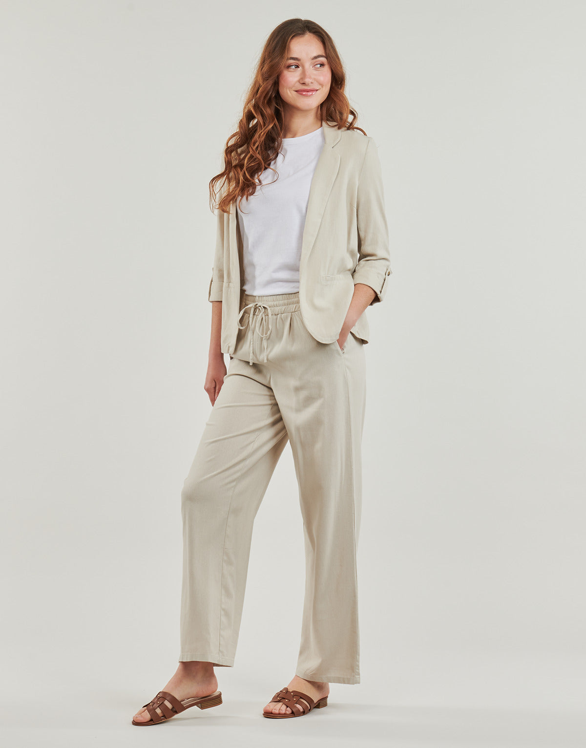 Pantaloni morbidi / Pantaloni alla zuava Donna Vero Moda  VMJESMILO   Beige