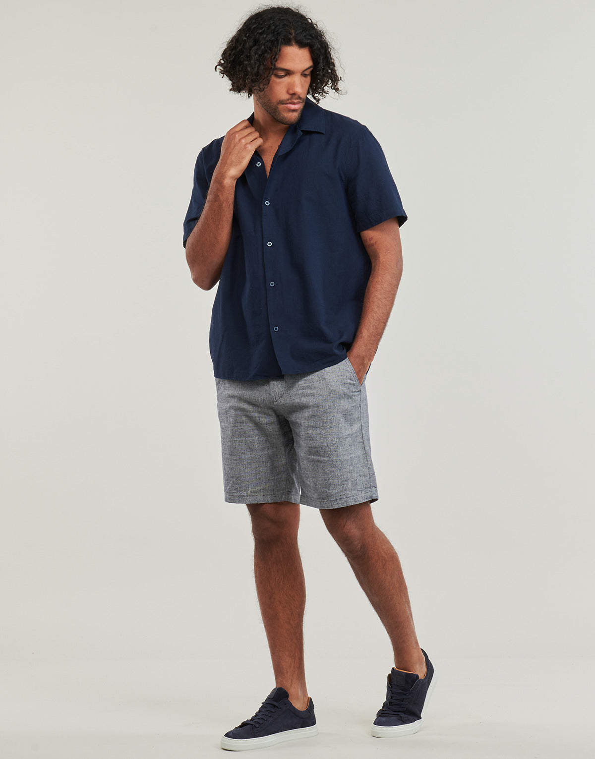 Pantaloni corti Uomo Selected  SLHREGULAR-BRODY LINEN SHORTS  Grigio