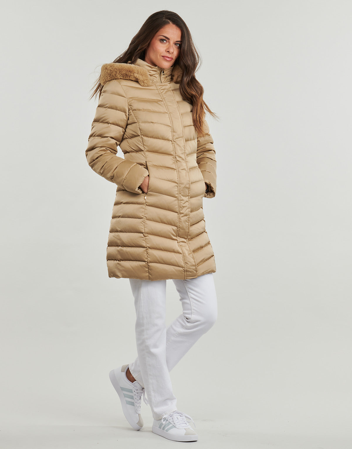 Piumino Donna Geox  W BETTANIE LONG JKT  Beige