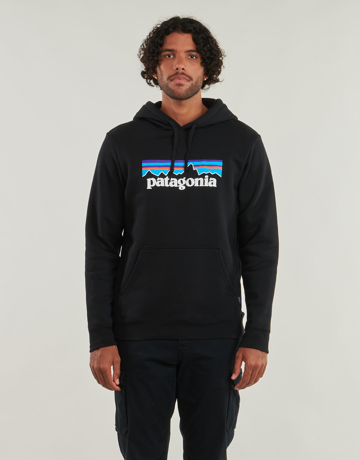 Felpa Uomo Patagonia  P-6 Logo Uprisal Hoody  Nero