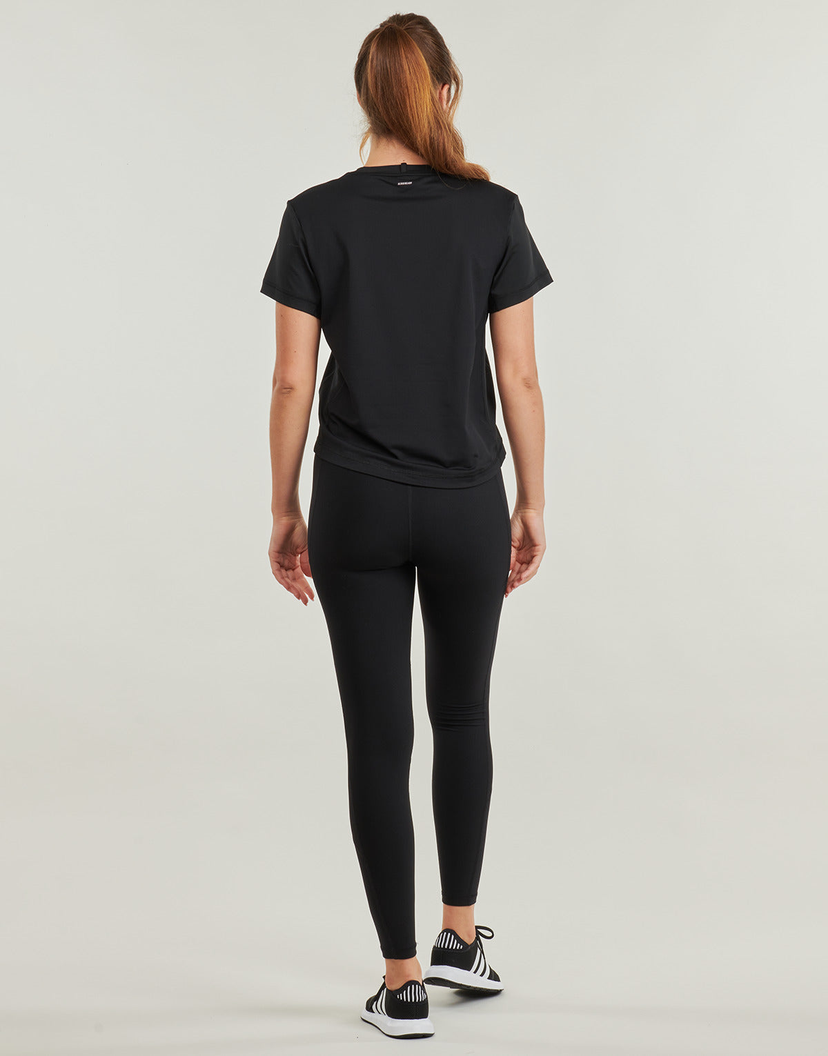 T-shirt Donna adidas  Training Adaptive Workout T-Shirt  Nero