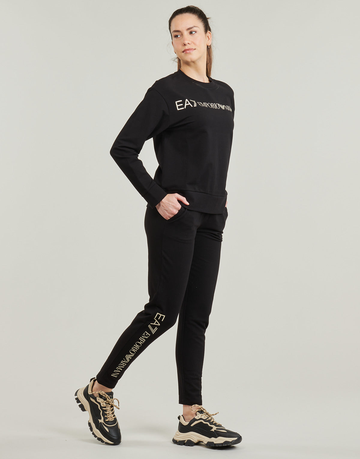 Tuta Donna Emporio Armani EA7 TRACKSUIT 8NTV54 Nero