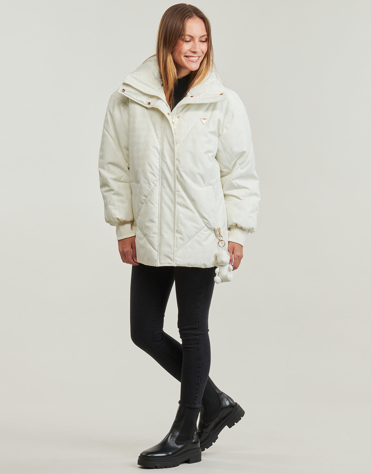 Piumino Donna Guess 4G LOGO PUFFER JACKET Bianco
