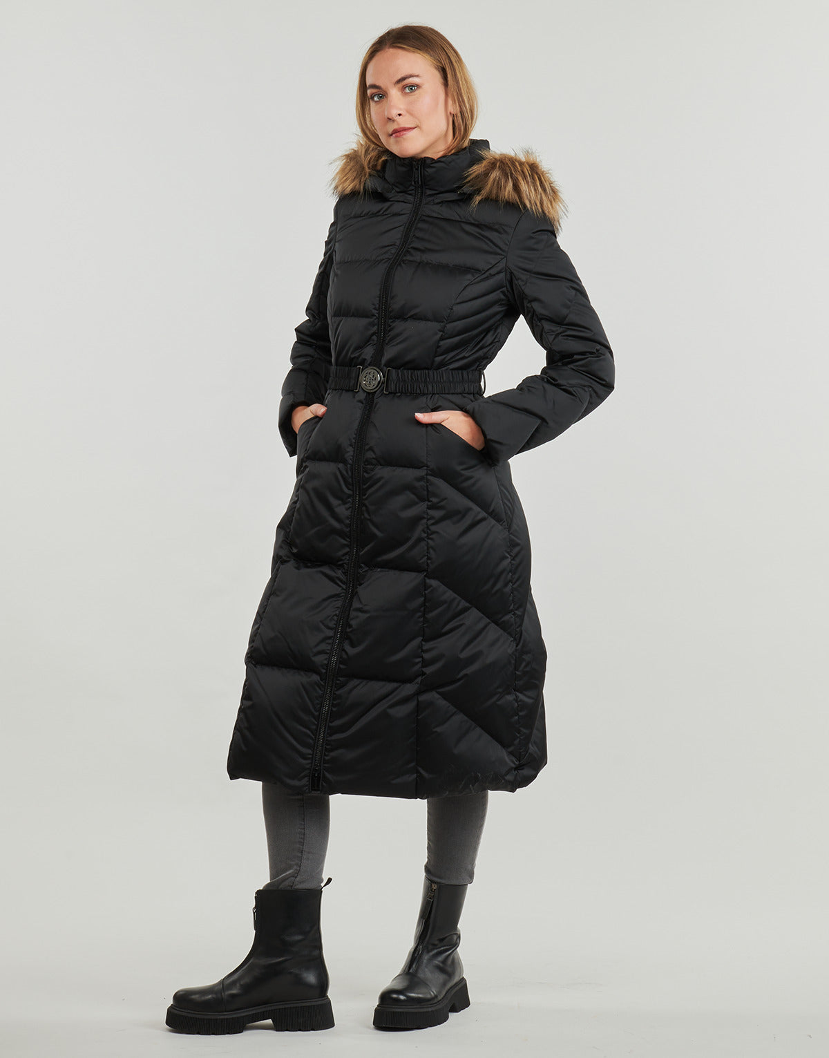 Piumino Donna Guess NEW OLGA LONG REAL DOWN Nero