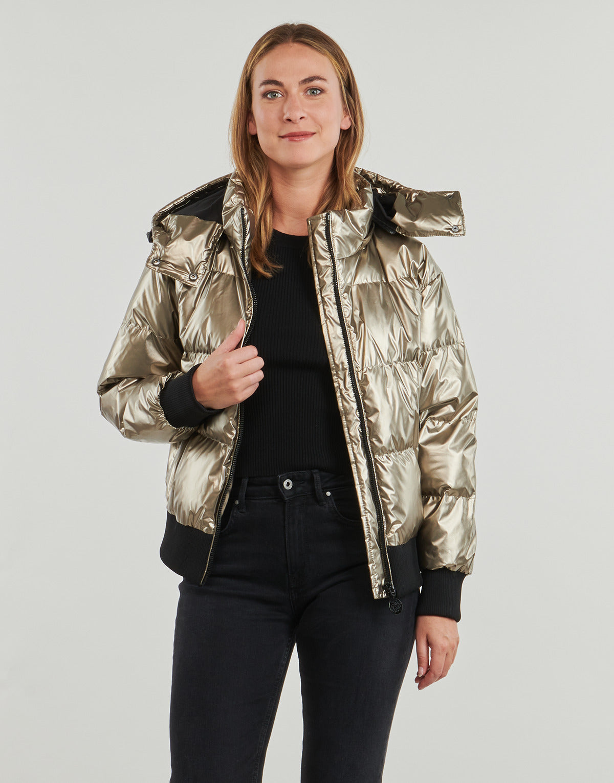 Piumino Donna Guess BICE METALLIC HOODIE PUFFER Oro