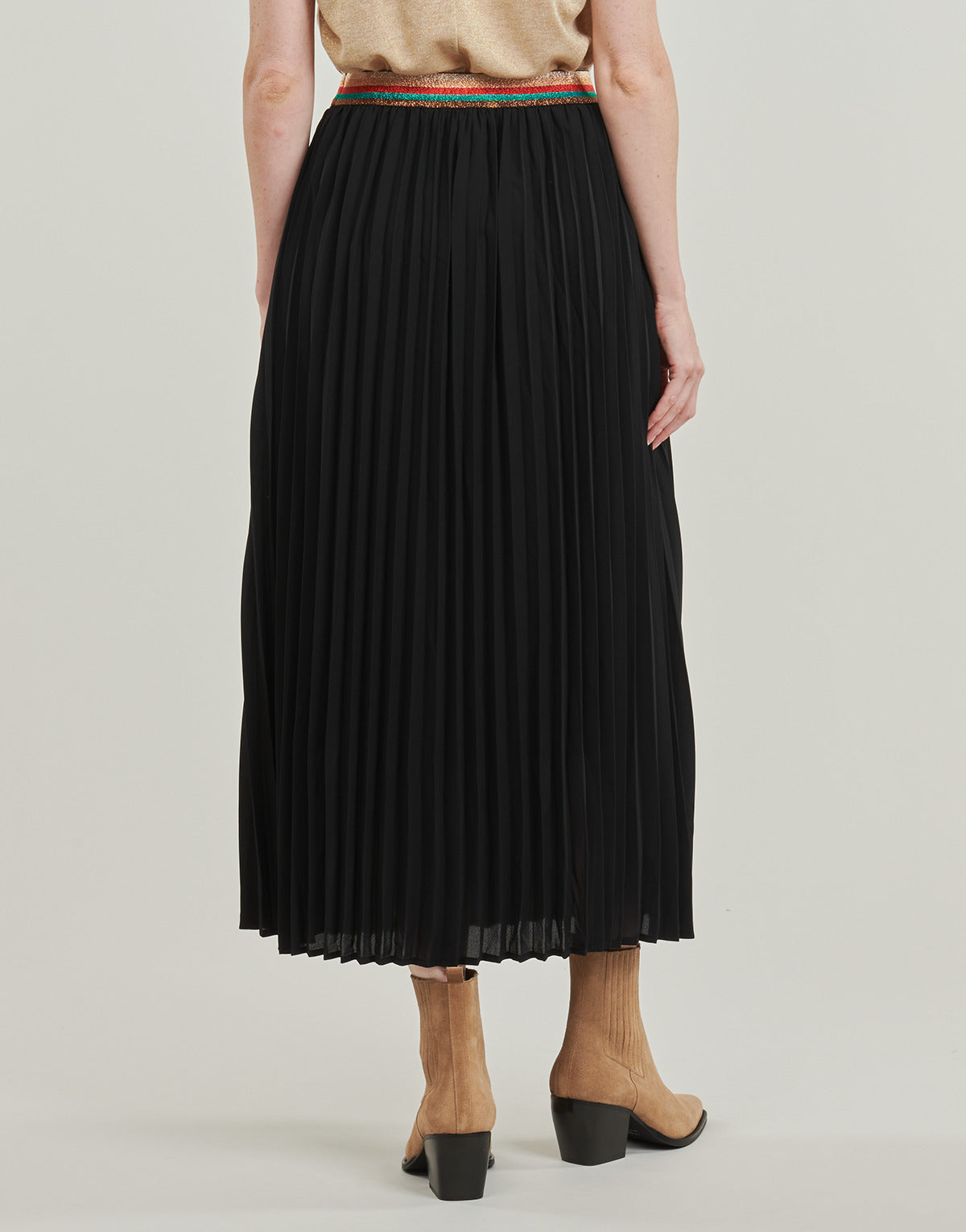 Gonna Donna Only  ONLELDA  Nero