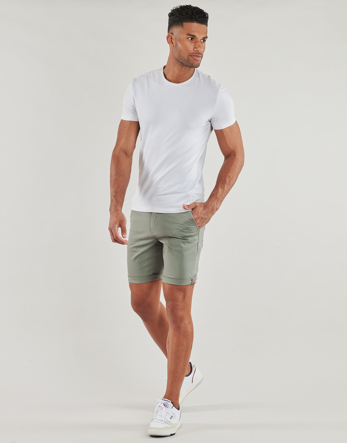 Pantaloni corti Uomo Jack & Jones JJIBOWIE Verde