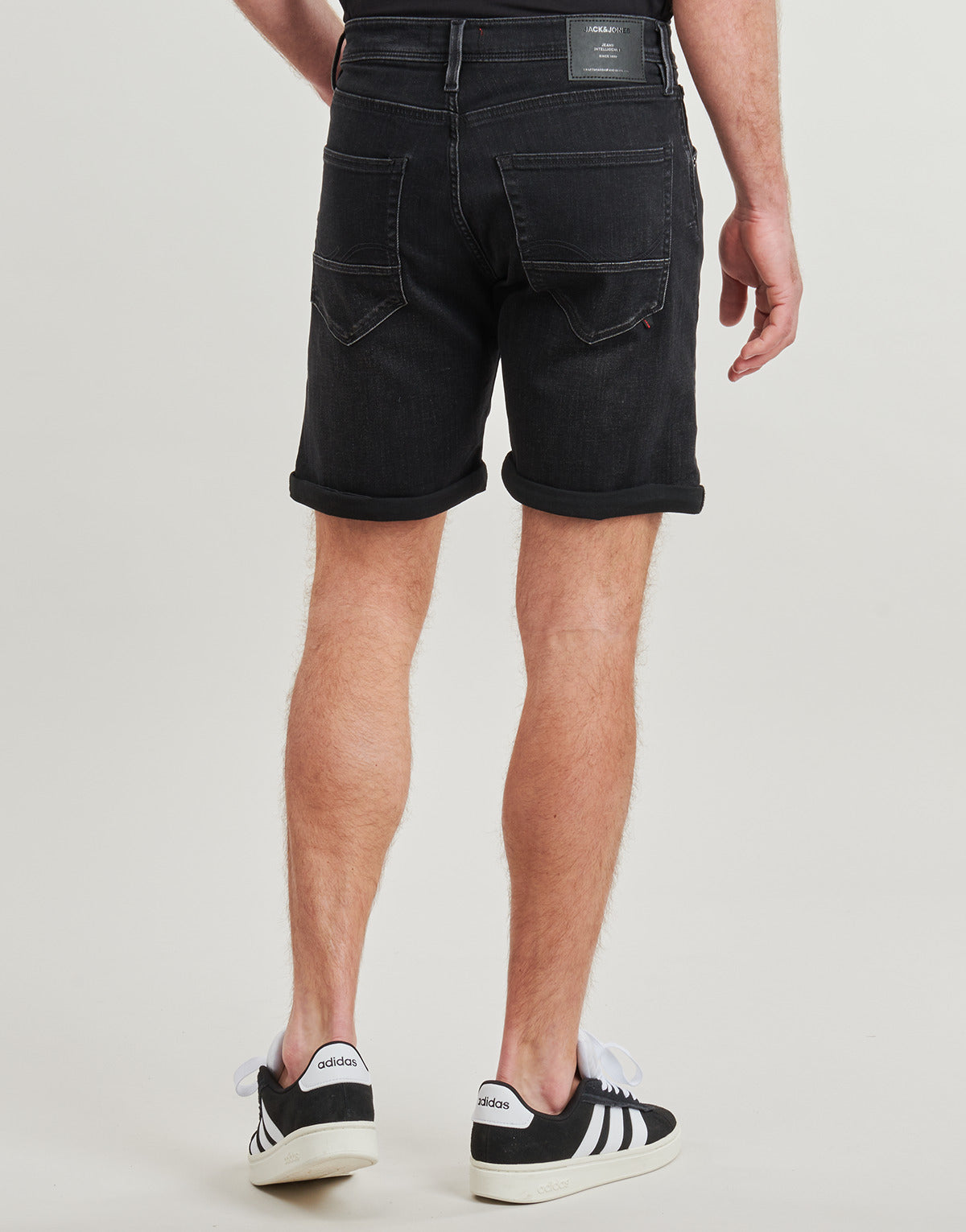 Pantaloni corti Uomo Jack & Jones  JJIRICK  Nero