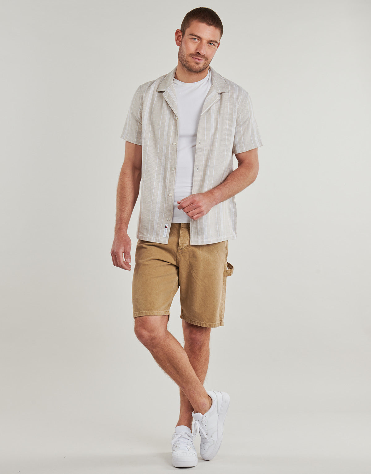 Pantaloni corti Uomo Jack & Jones JJIALEX Marrone