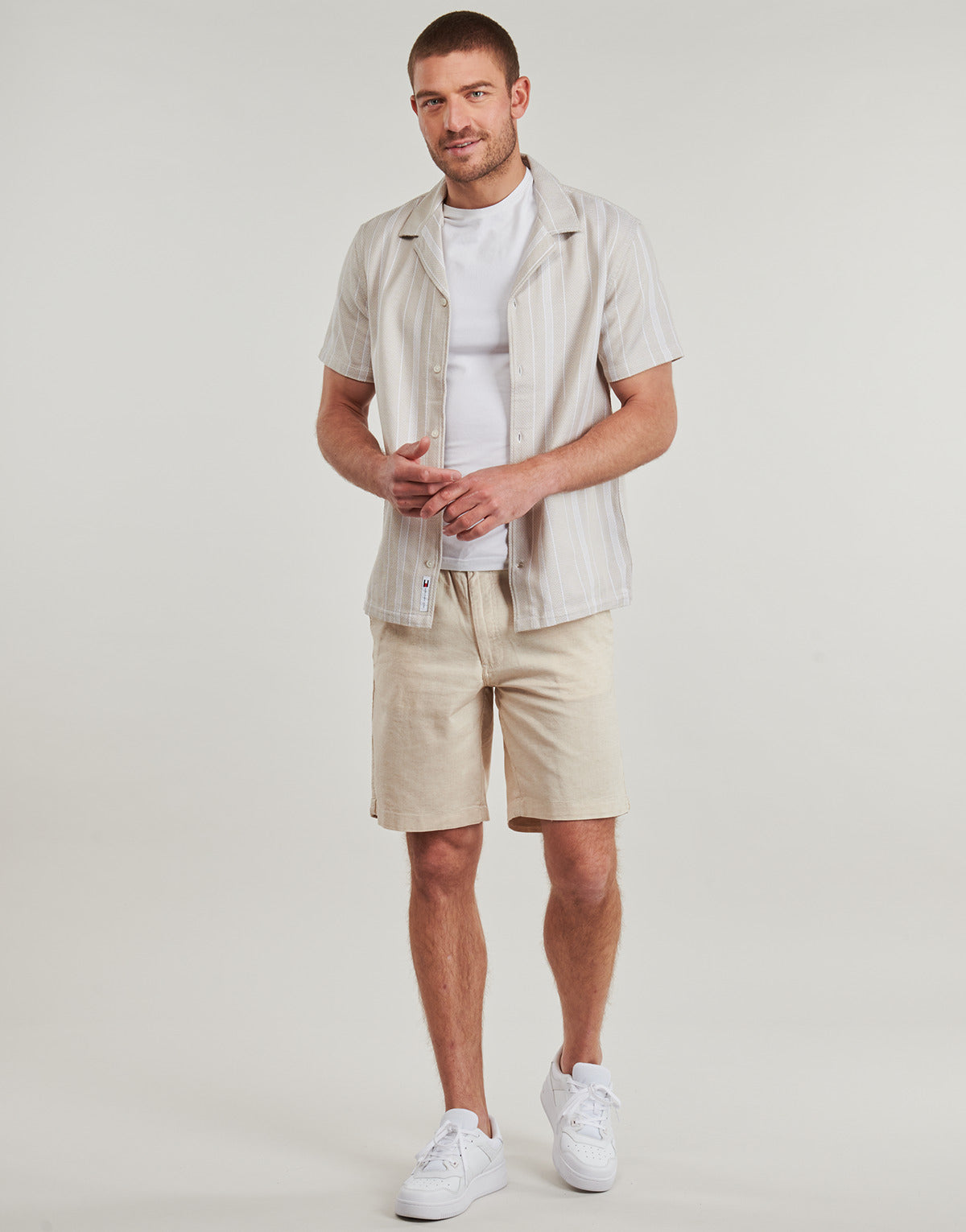 Pantaloni corti Uomo Jack & Jones  JPSTJAIDEN  Beige