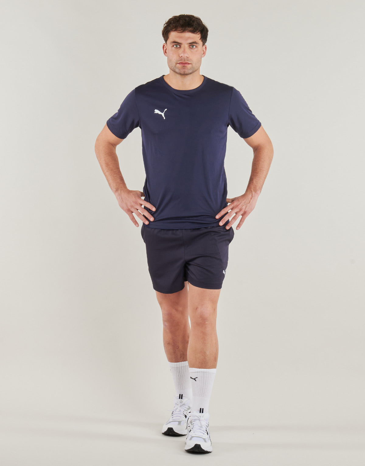 Pantaloni corti Uomo Puma ESS LOGO WOVEN SHORT Marine