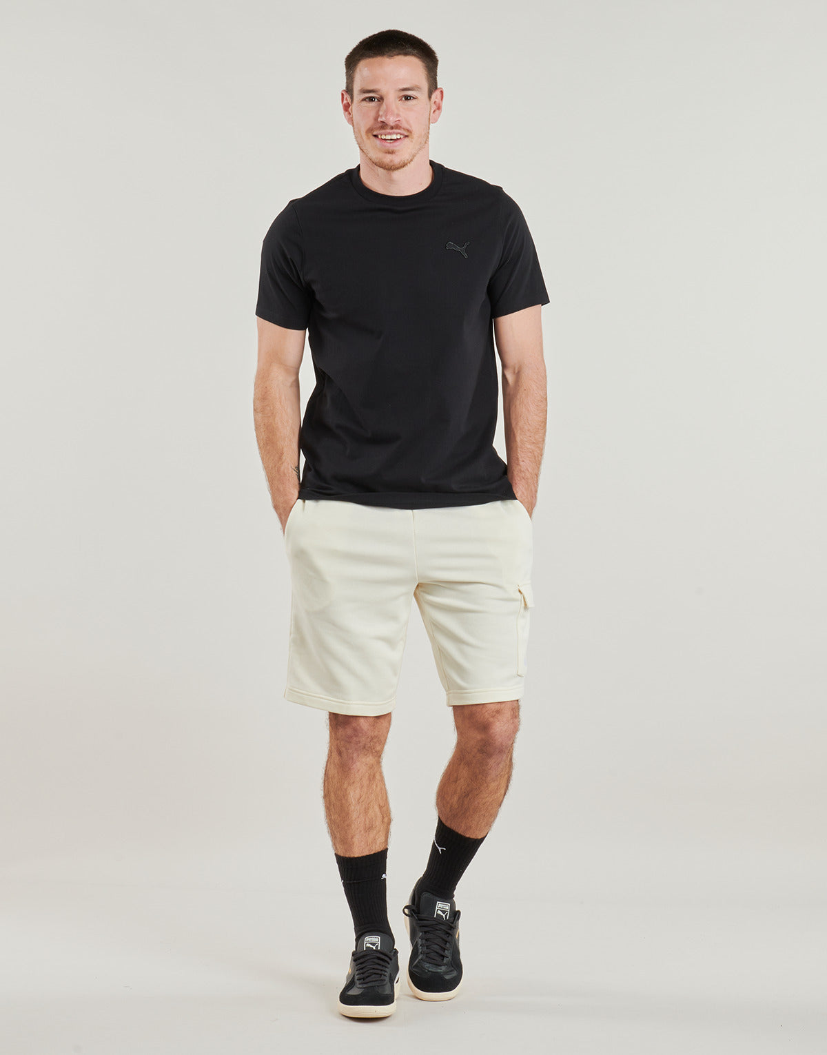 Pantaloni corti Uomo Puma ESS LOGO CARGO SHORTS Beige