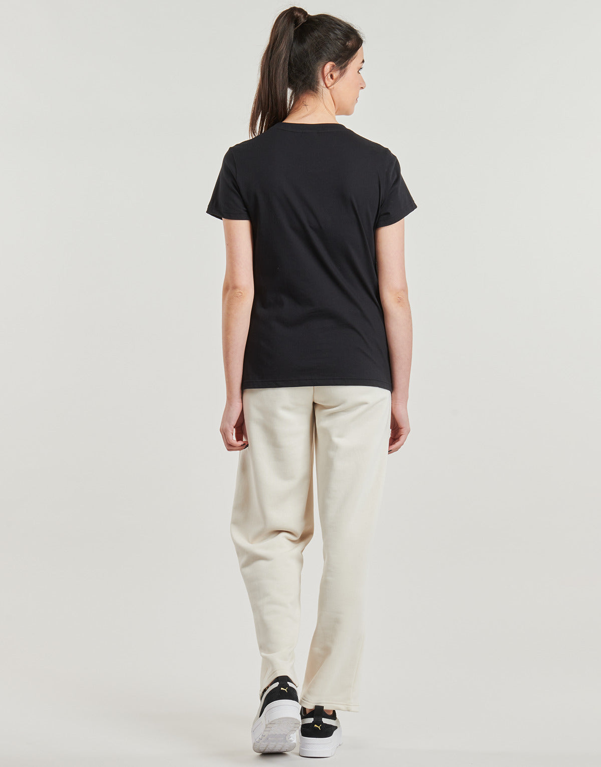 T-shirt Donna Puma TEE W MIF BADGE BRODE Nero