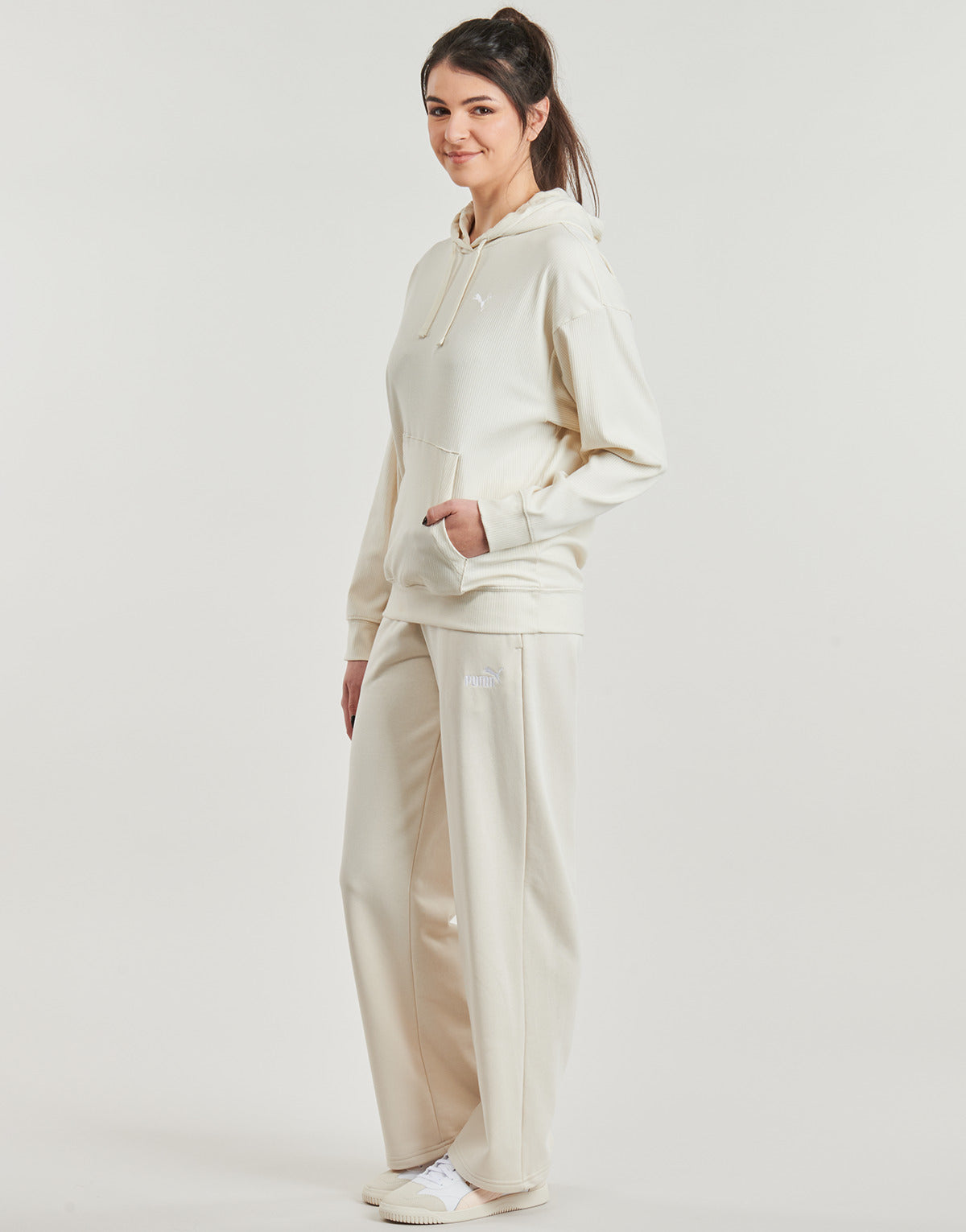 Pantaloni Sportivi Donna Puma ESS N01 LOGO STRAIGHT Beige