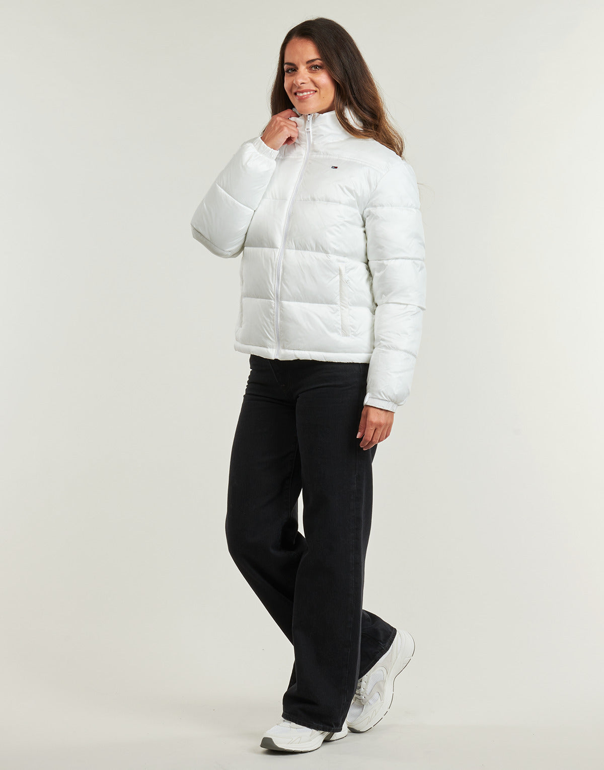 Piumino Donna Tommy Jeans  TJW PCKBL HOOD ESS PUFFER EXT  Bianco