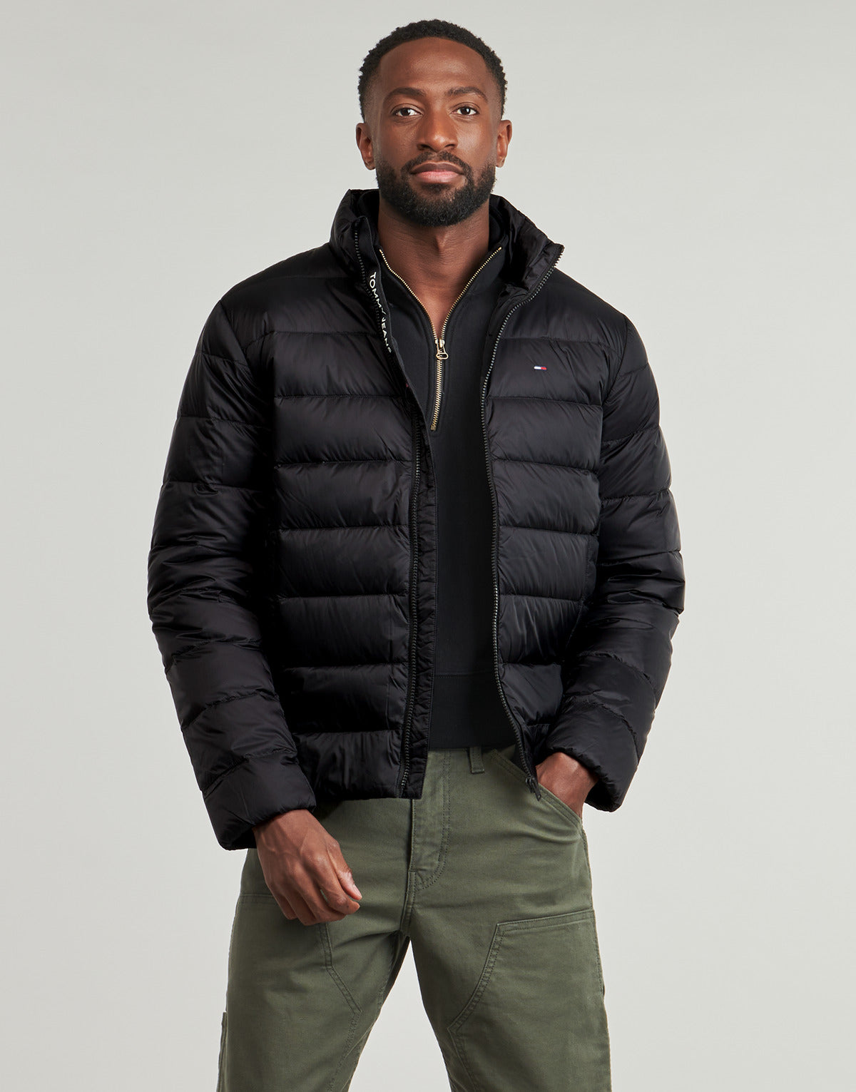 Piumino Uomo Tommy Jeans  TJM LT DOWN JACKET EXT  Nero