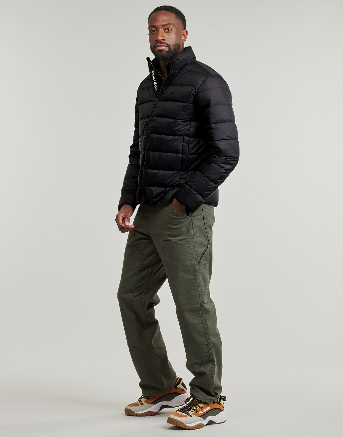 Piumino Uomo Tommy Jeans  TJM LT DOWN JACKET EXT  Nero