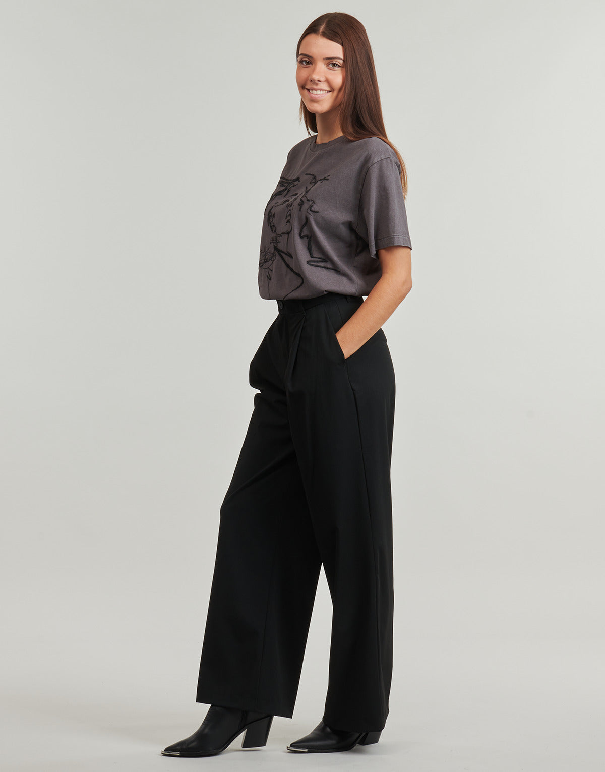 T-shirt Donna Desigual  BUDAPEST  Grigio