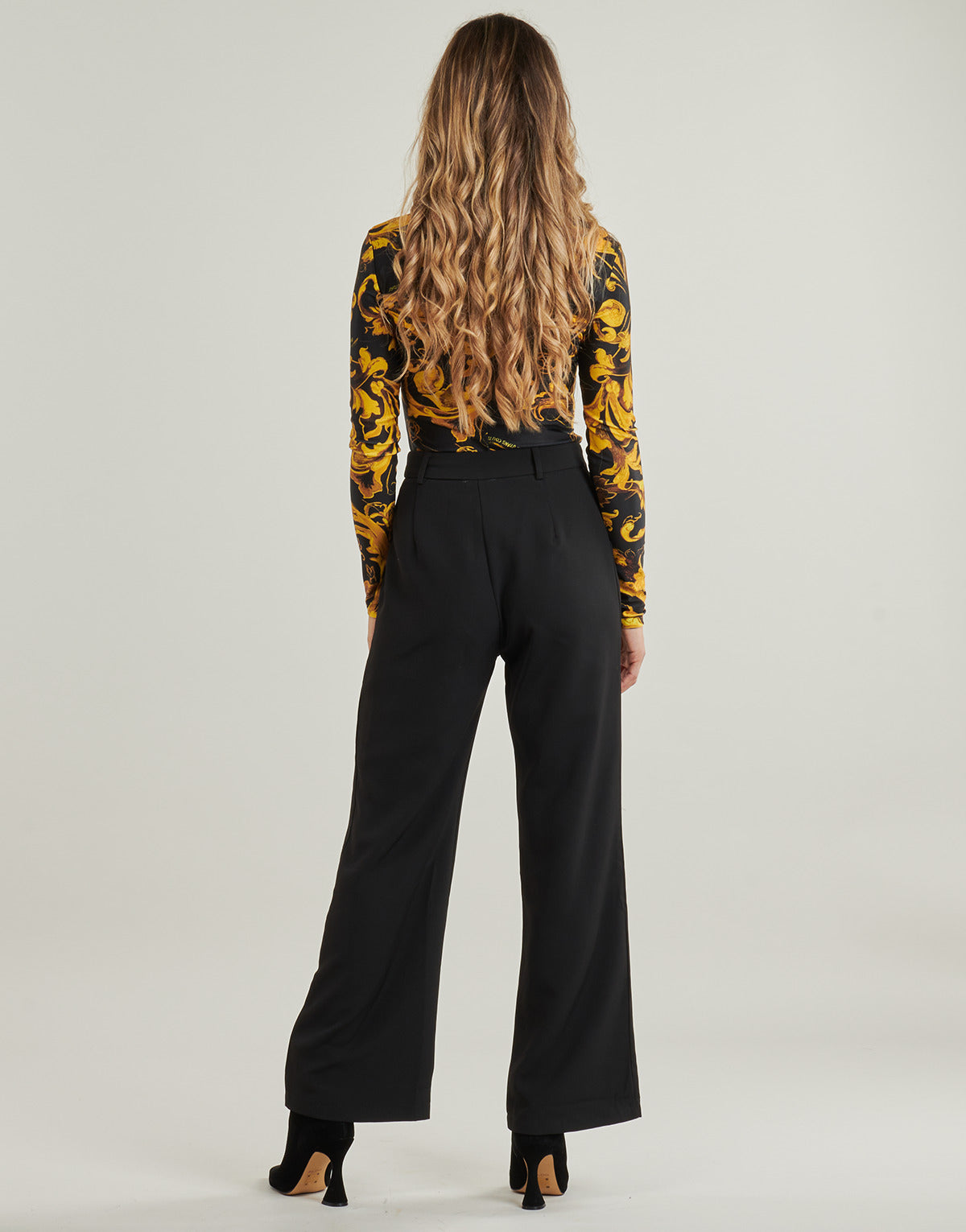 Body Donna Versace Jeans Couture  79HAM221  Nero