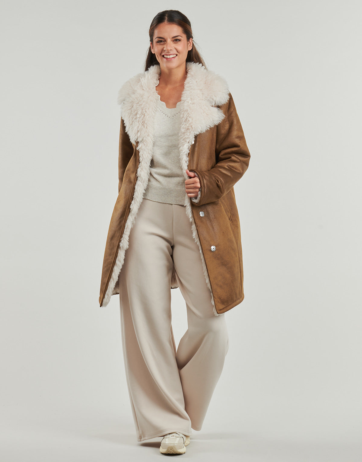 Mantella Donna Oakwood  ROMANE  Marrone