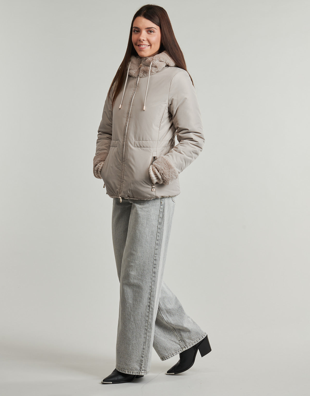 Piumino Donna Geox  KAULA MID JKT  Beige