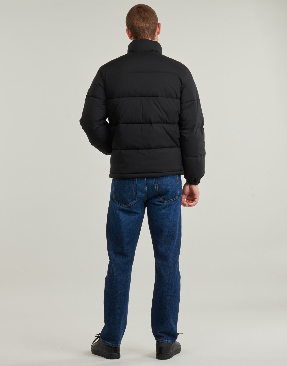 Piumino Uomo Guess GJ REG LENGHT PUFFER