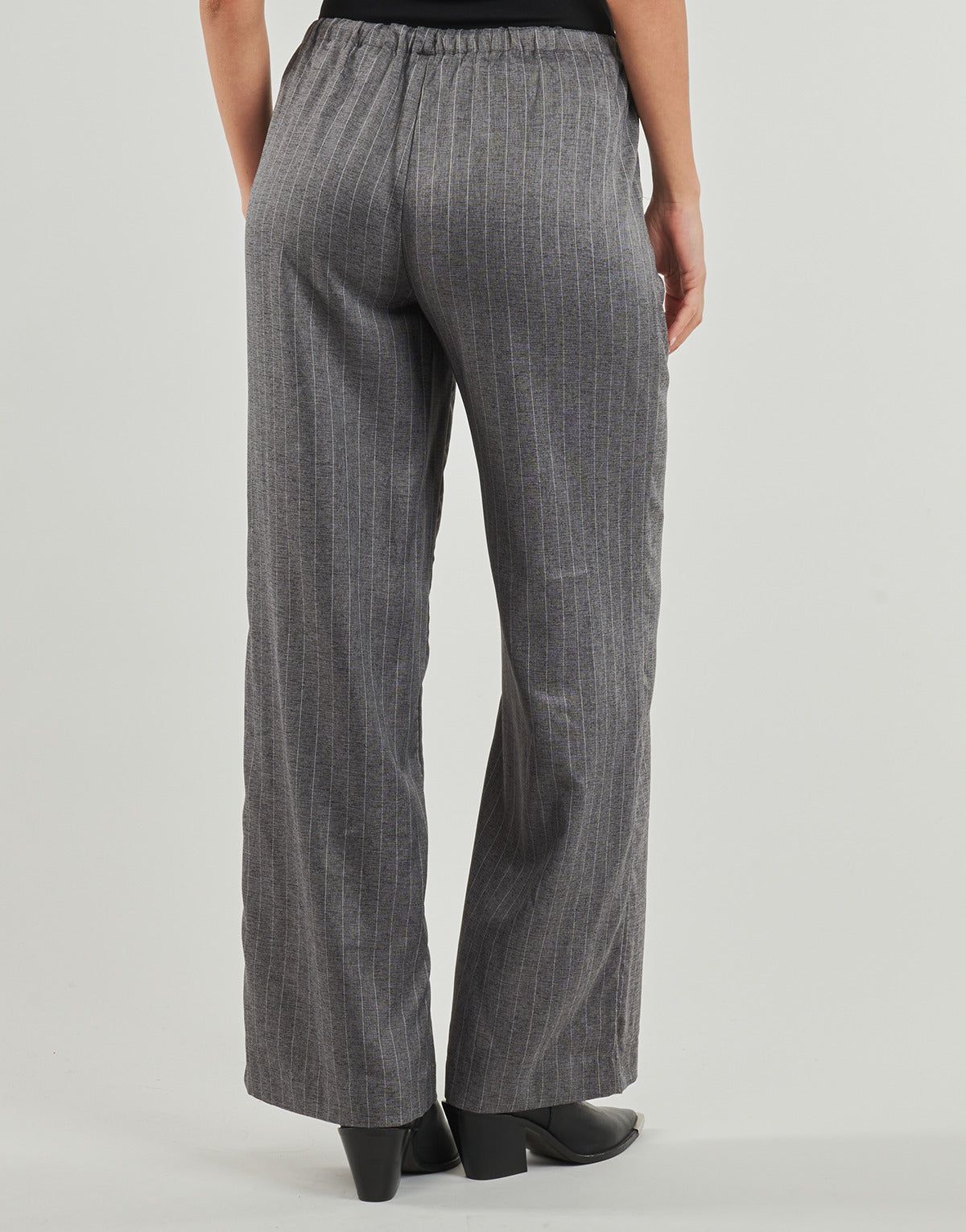 Pantaloni morbidi / Pantaloni alla zuava Donna Vero Moda  VMRHODA   Grigio