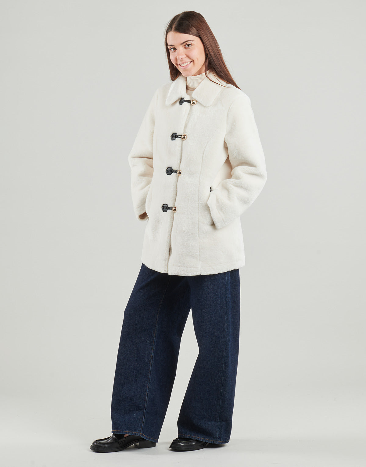 Mantella Donna Morgan  GSIXTY  Beige